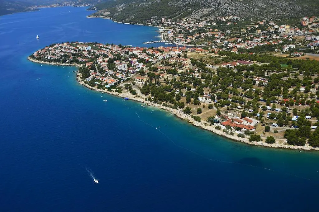 Amadria Park Camping Trogir - Apartments Seget Vranjica