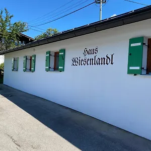 https://ferienhaus-wiesenlandl.com-bavaria.com